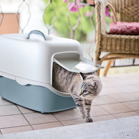 Cathy stefanplast Quick, and easy to assemble hooded cat toilet.